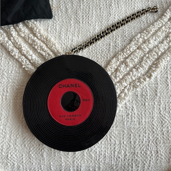 Chanel vintage 45 RPM Record Purse: incredibly Rare, pristine condition - Picture 1 of 9